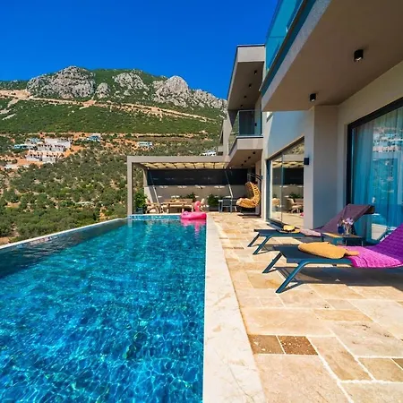 Villa Carlito
